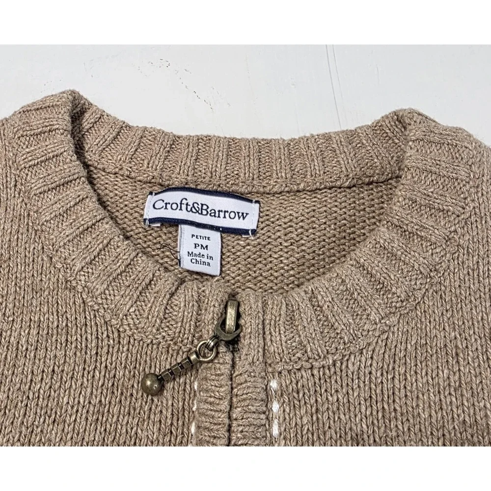 Croft & Barrow Cardigan Sweater Womens Petite Medium‎ Beige Bird Holiday Argyle
